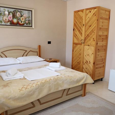 Guest House Lion Berat Exterior photo